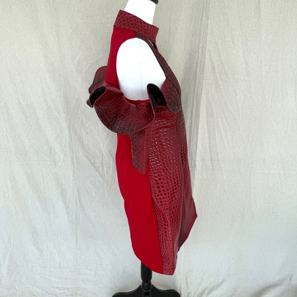 Designer J Loren Collection Off the Shoulder Red Croc Dress Size S - Picture 7 of 9